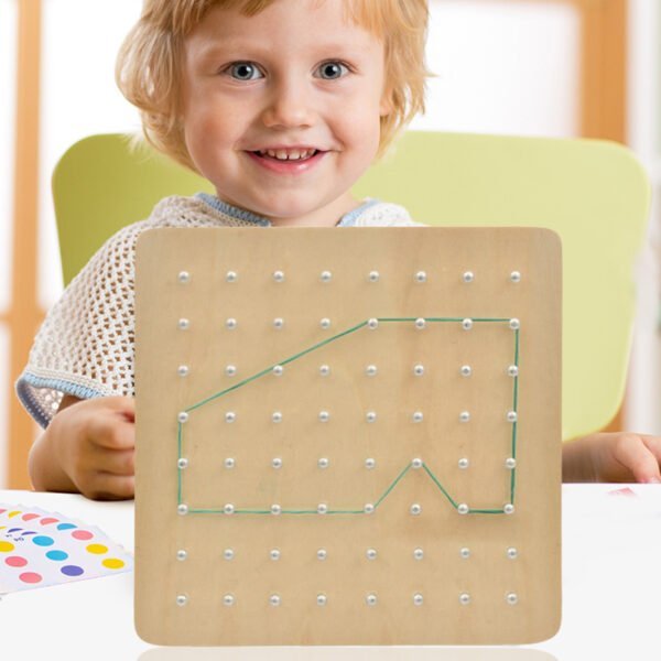 Geoboard Montessori - Brinquedo Educativo para Desenvolvimento Infantil